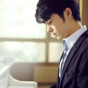 一寸一寸挺进杨幂深处
